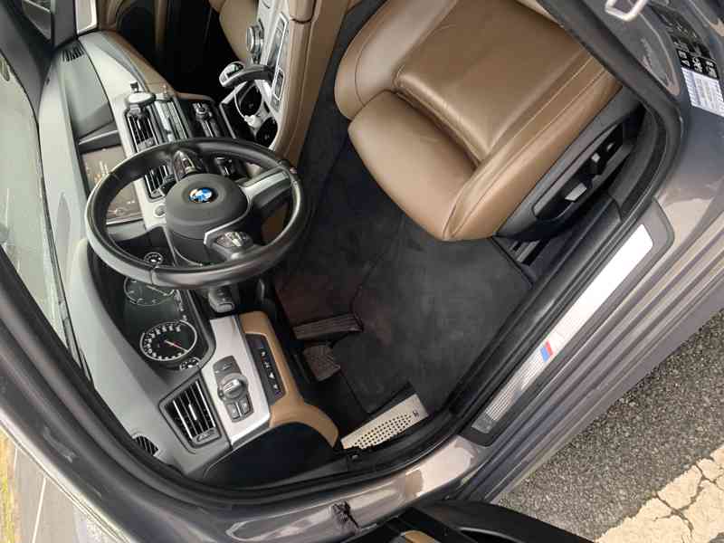 Bmw f10. 530D m packet - foto 9