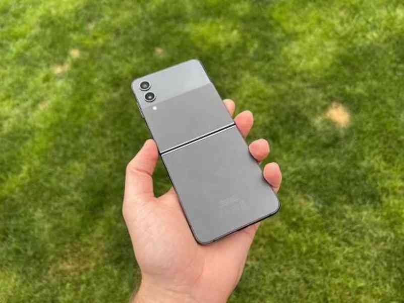 Mobilni telefon - foto 2