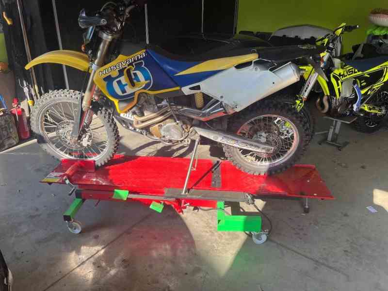 Zvedák na motorku 360kg - foto 1