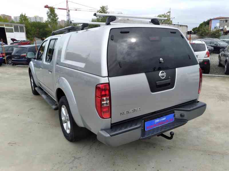 NISSAN NAVARA 2.5 dCi 140kW 4x4 MANUÁL DOUBLE CAB - foto 8