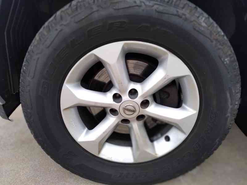 NISSAN NAVARA 2.5 dCi 140kW 4x4 MANUÁL DOUBLE CAB - foto 41