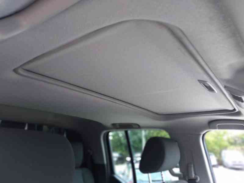 NISSAN NAVARA 2.5 dCi 140kW 4x4 MANUÁL DOUBLE CAB - foto 18