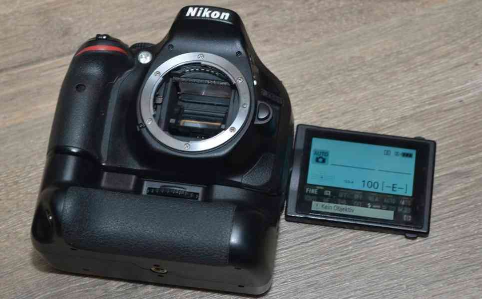 Nikon D5200 *APS-C 24,1 MPix *Full HDV* 15500 Exp - foto 4