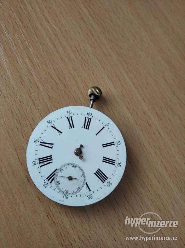 hodinový strojek ze starých pánských kapesních hodinek - foto 1