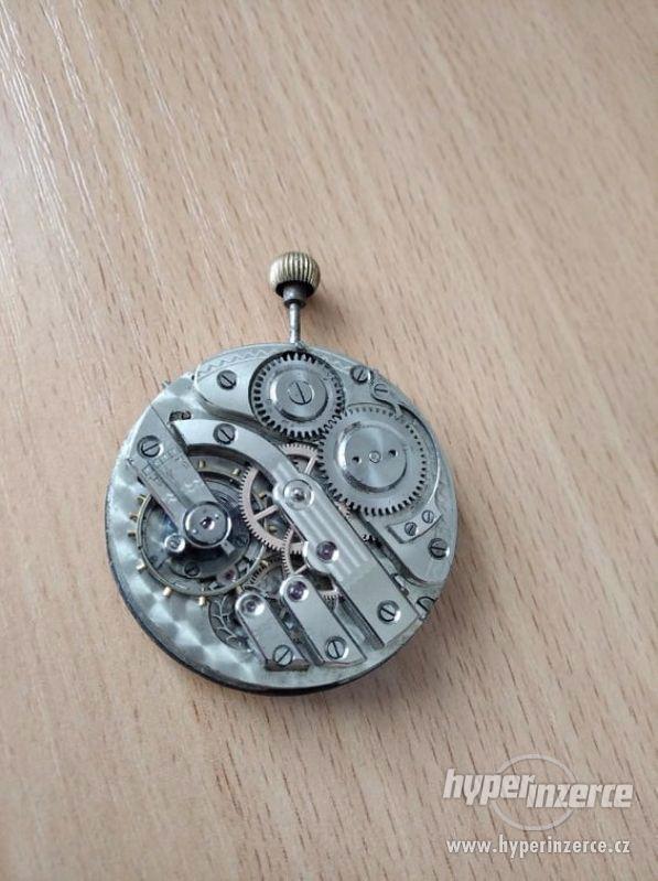hodinový strojek ze starých pánských kapesních hodinek - foto 2