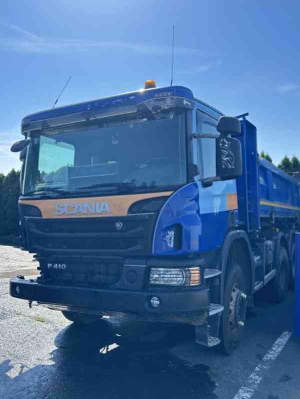 bourané 6x4 sklápěč Scania - foto 2