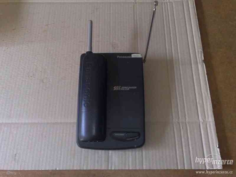 Bezdrátový telefon Panasonic KX-T4026 - foto 1