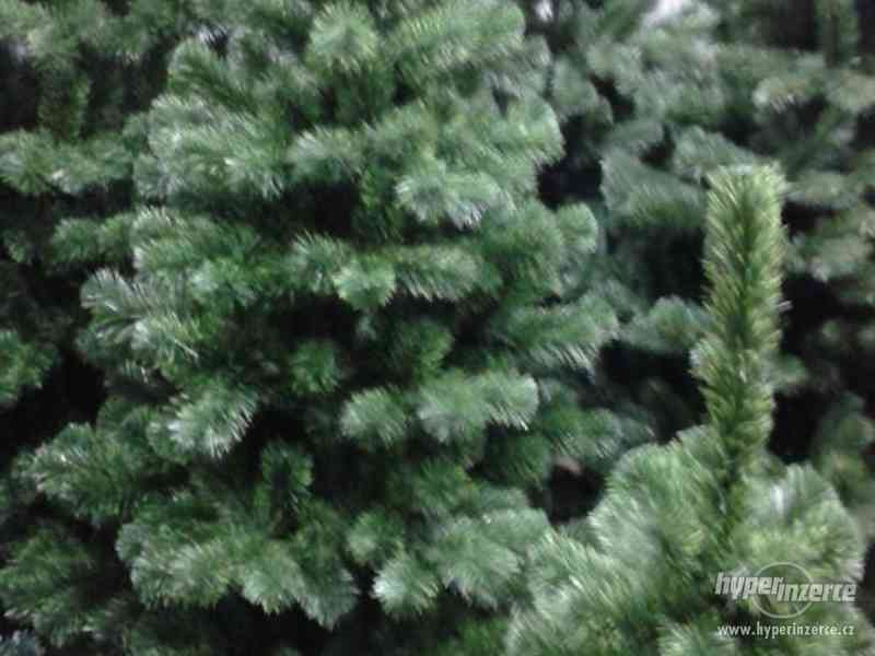 Umělý vánoční stromek Jedle LUX 180 cm- - foto 4