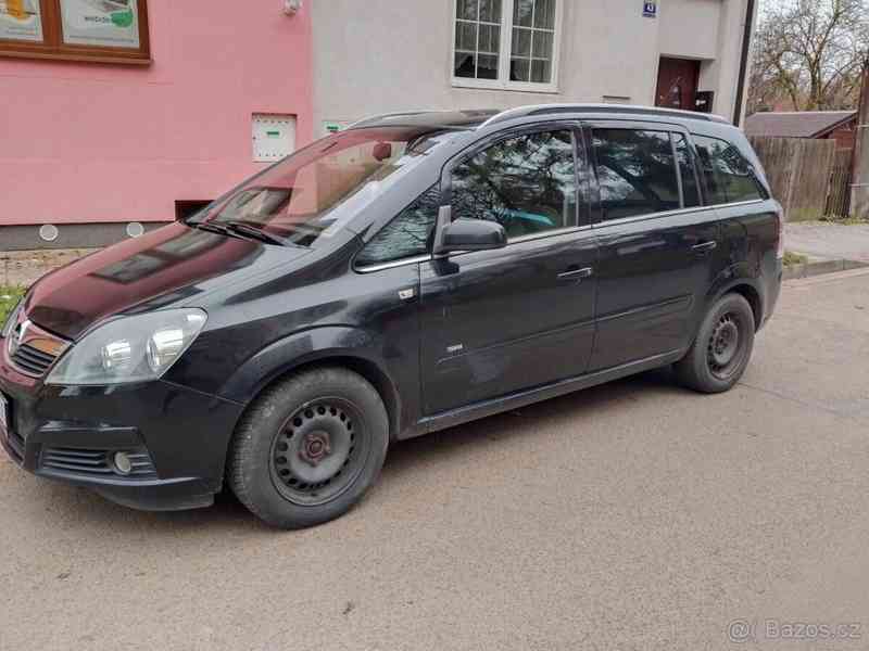Opel Zafira 1,8   B - foto 4