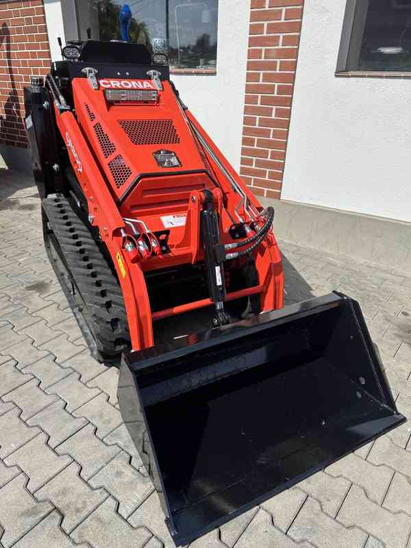Smykový nakladač CR800- LAIDONG, 18,2 KW - foto 4
