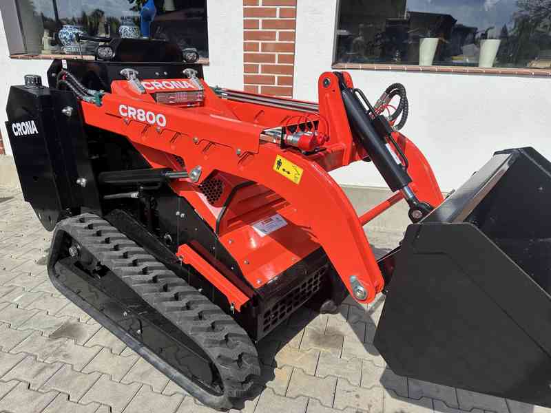 Smykový nakladač CR800- LAIDONG, 18,2 KW - foto 3