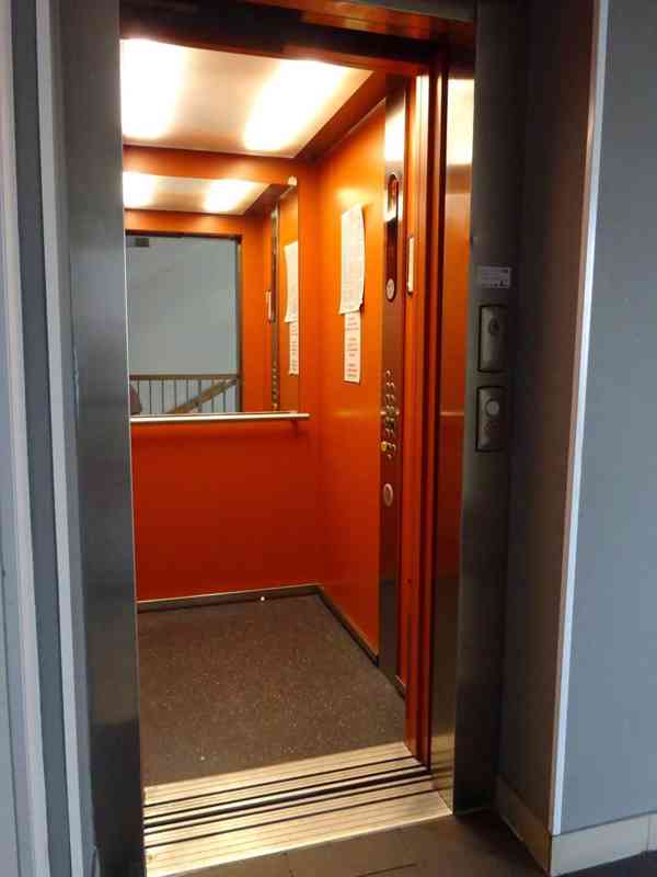 2+kk, 49 m2 + balkon 5 m2, novostavba z roku 2008 v Praze 10 - foto 8