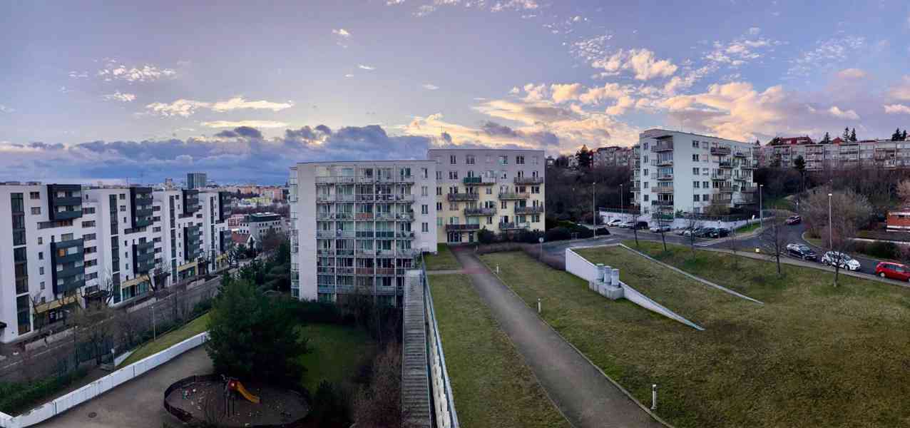 2+kk, 49 m2 + balkon 5 m2, novostavba z roku 2008 v Praze 10 - foto 5