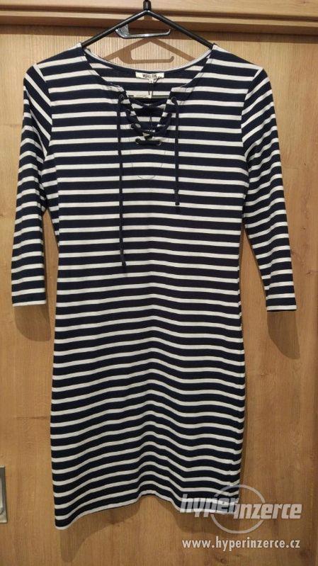 Pohodlné dámské šaty, zn. Gate - foto 1