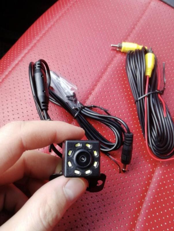 Couvací kamera do auta s LED diodami - foto 1