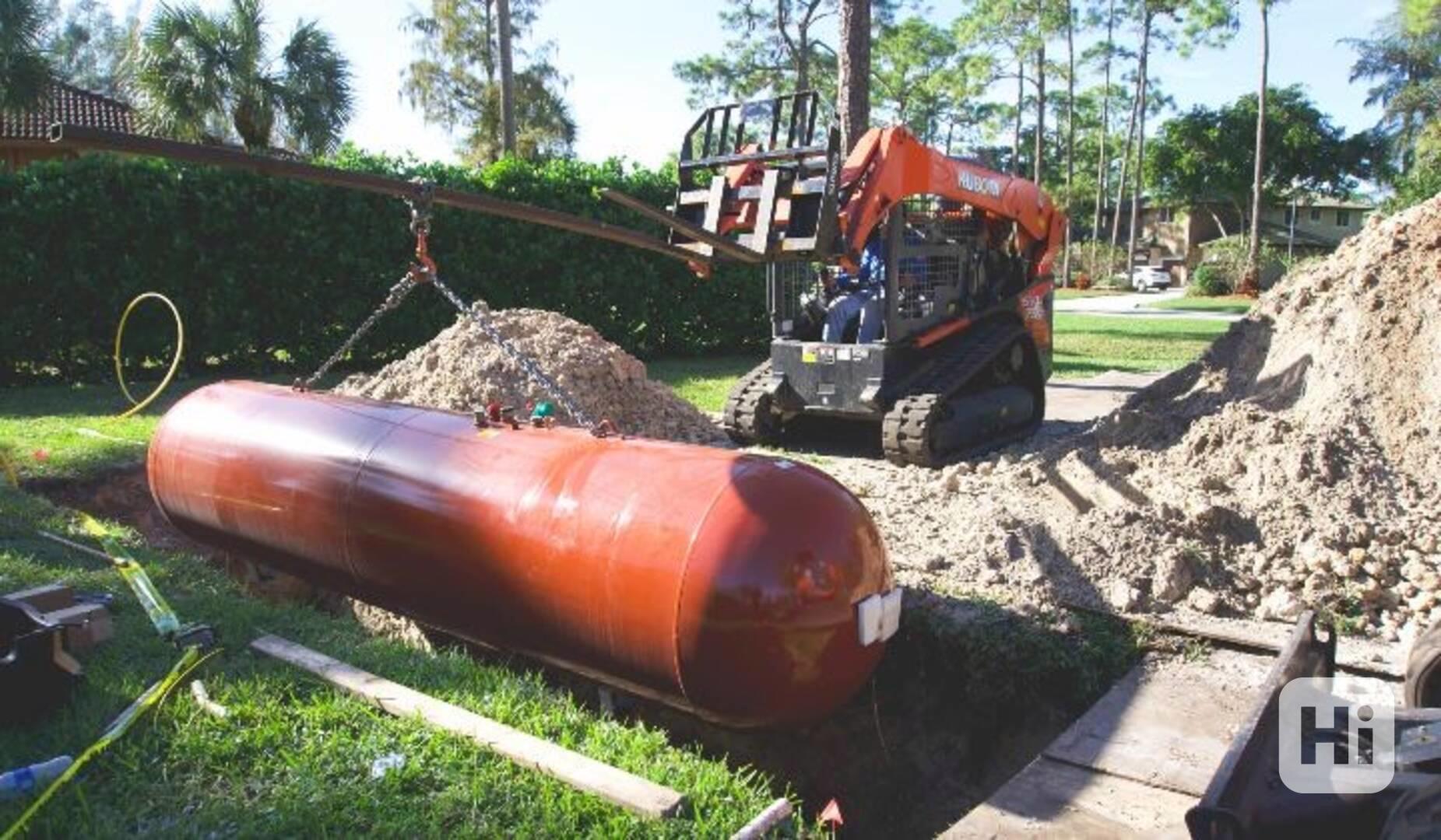 Kvalitní propanbutanové nádrže v perfektním stavu. - foto 1