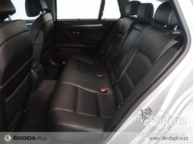 BMW Řada 5 D / 230 kW X-Drive Touring 3.0, nafta, automat,  2012, navigace, kůže - foto 2