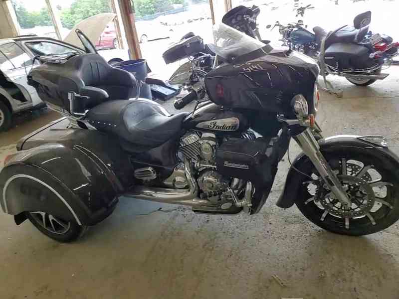 Indian Roadmaster Limited -Trike  - foto 4