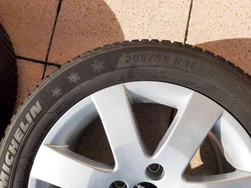 Sada hliníkových disků + zimní pneu - foto 5