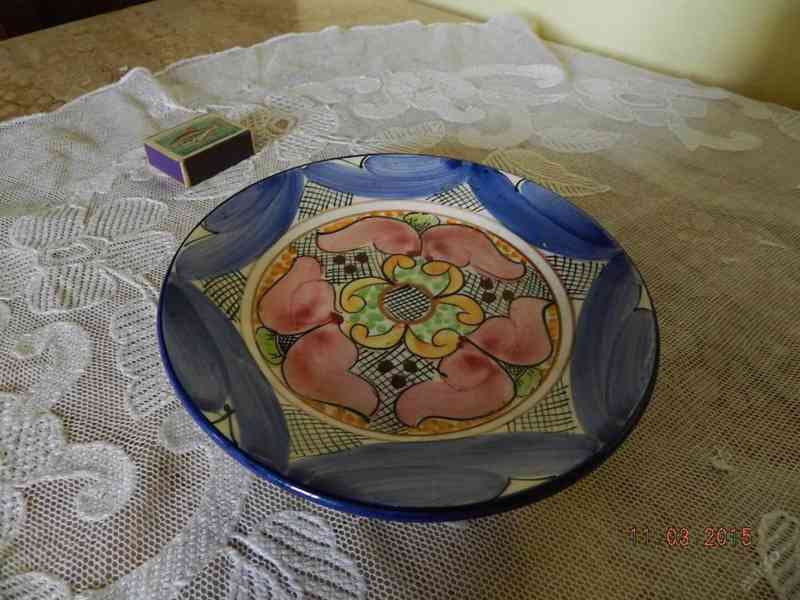 Originál dekorační ručně malovaný talíř - Martinez - foto 1