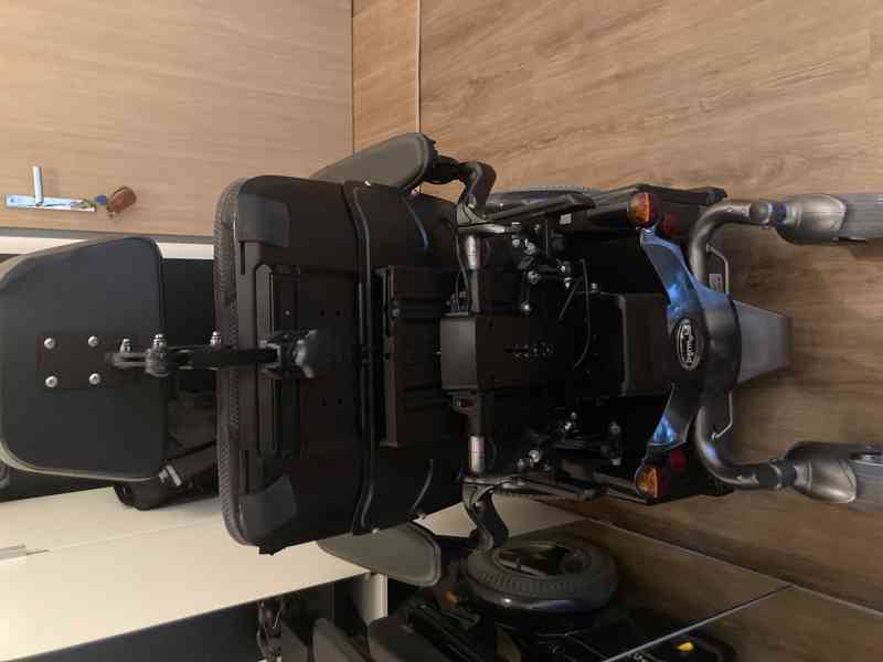 Elektrický invalidní vozík Permobil C500 + nabíječka - foto 4