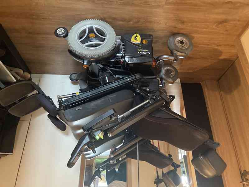 Elektrický invalidní vozík Permobil C500 + nabíječka - foto 7