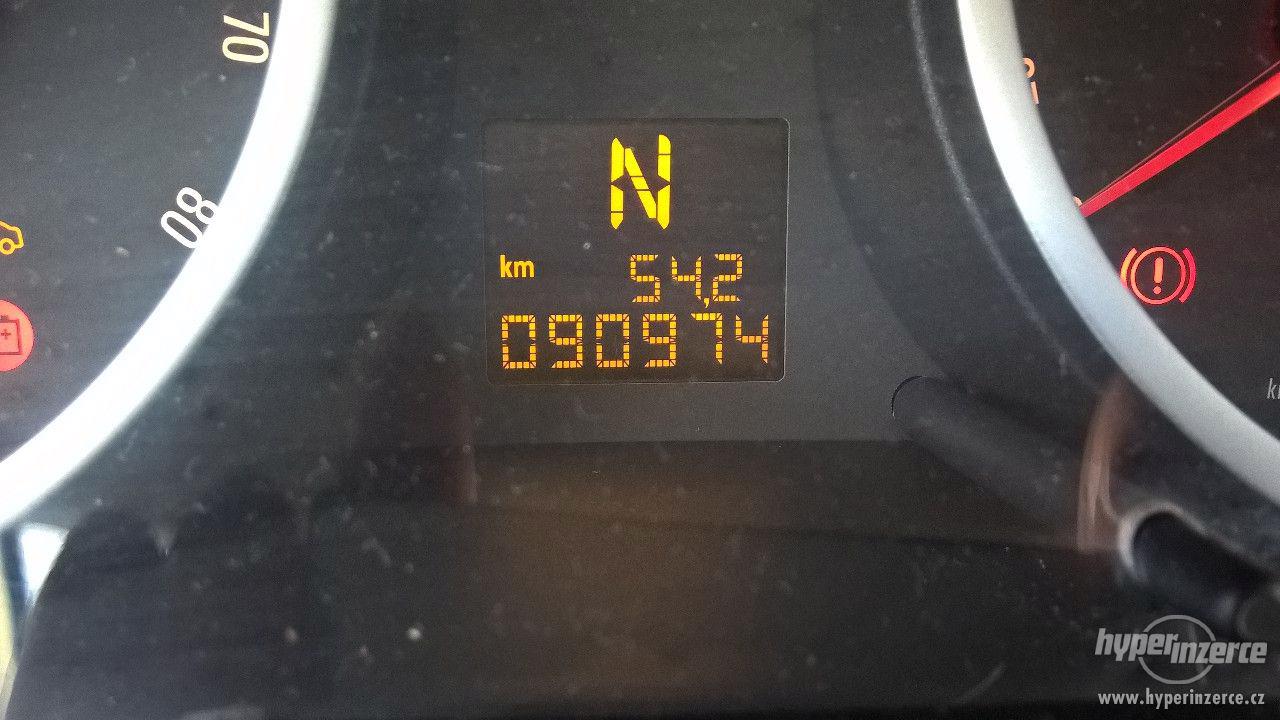 Opel Corsa 1.2 za 100000,- Kč - foto 1