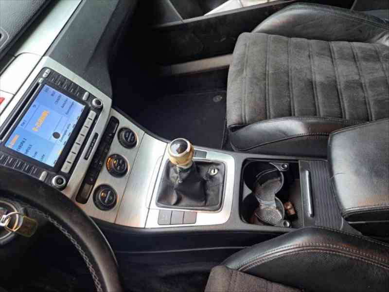 Volkswagen Passat 2,0   variant 4motion - foto 14