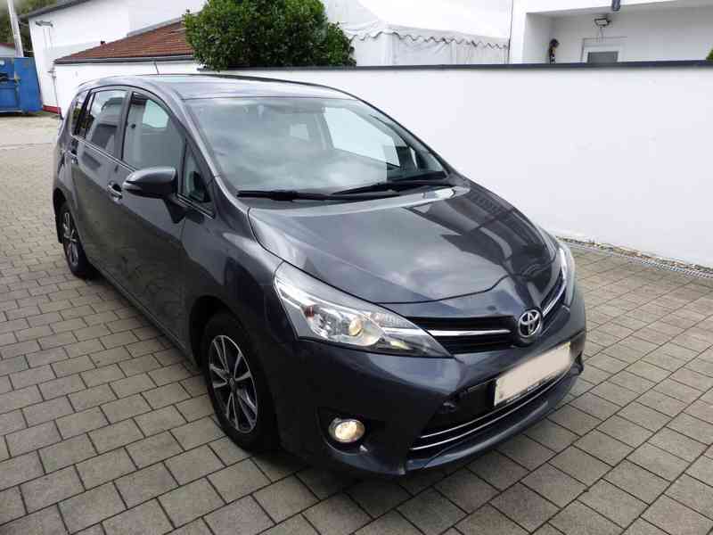 Toyota Verso 1.8i Aut. Comfort benzín 108kw - foto 1