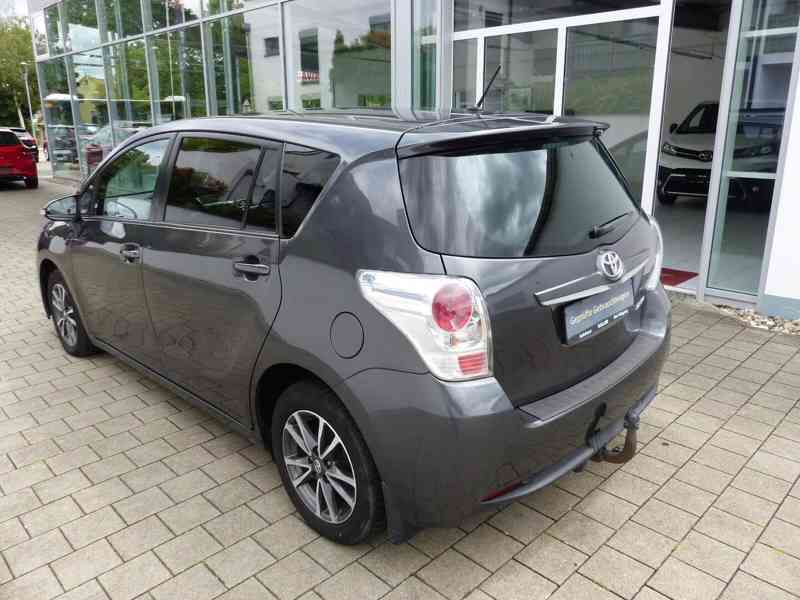Toyota Verso 1.8i Aut. Comfort benzín 108kw - foto 19