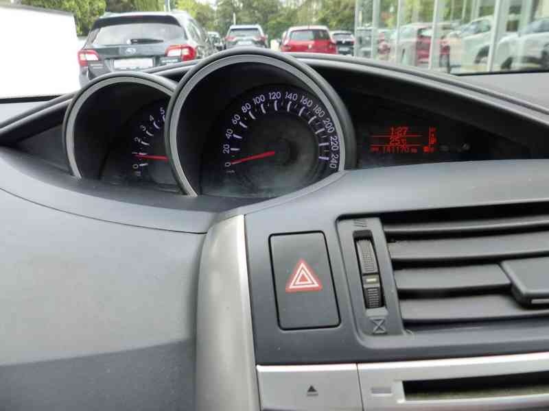 Toyota Verso 1.8i Aut. Comfort benzín 108kw - foto 4