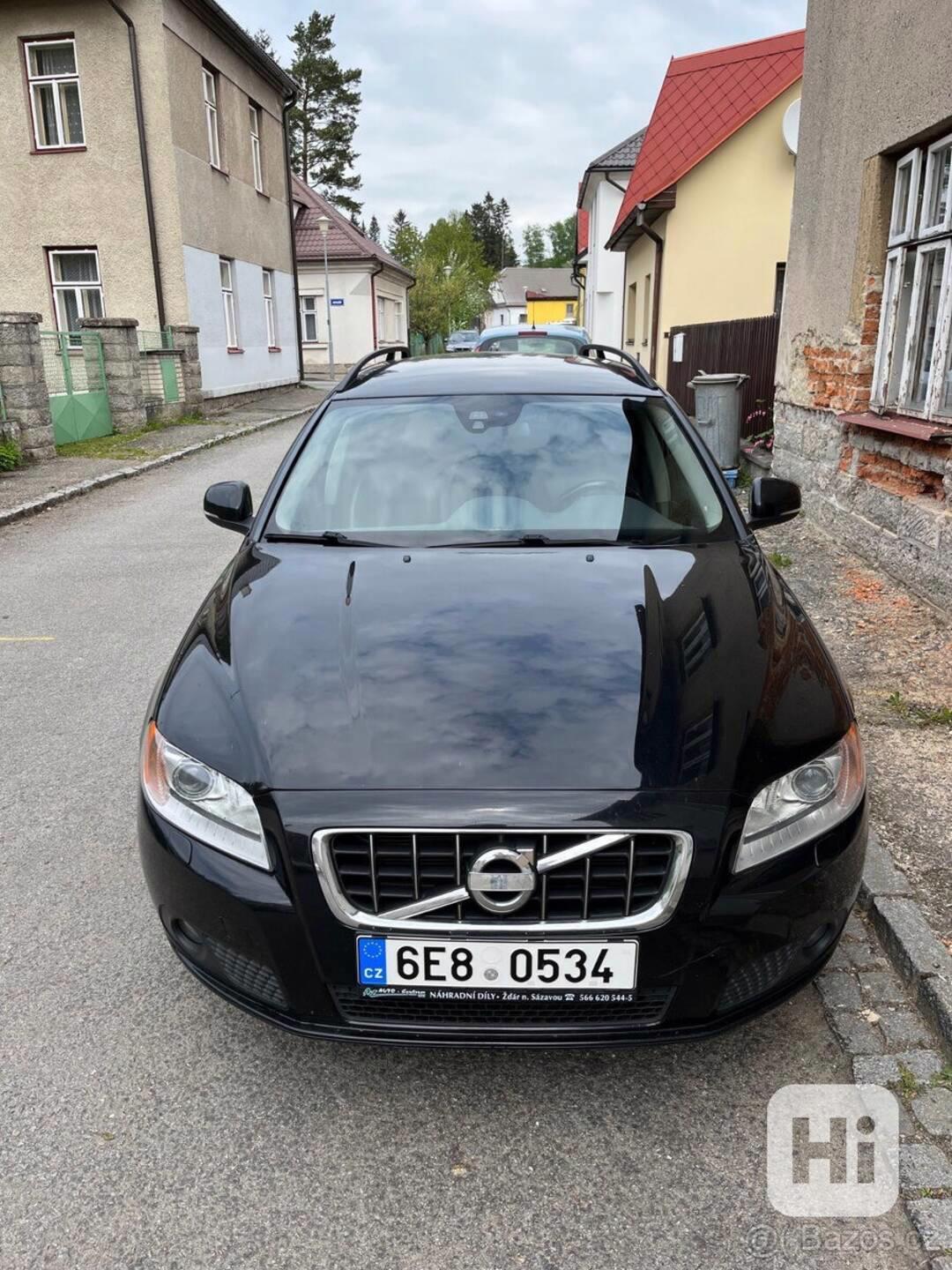 Volvo V70 170kW, 240 tis. km, STK - foto 1