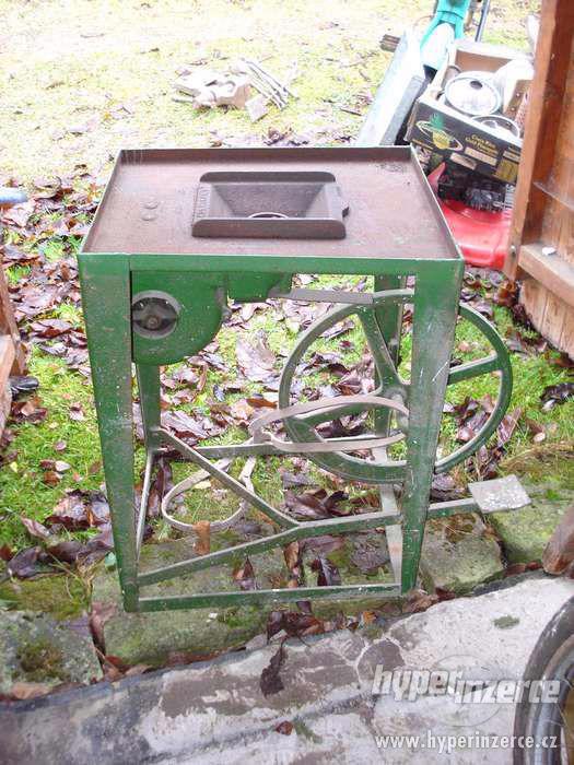 kovářská výheň+pásová pila - foto 1