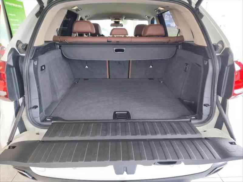 BMW X5 SLEVA (579000 s DPH), XDRIVE - foto 3
