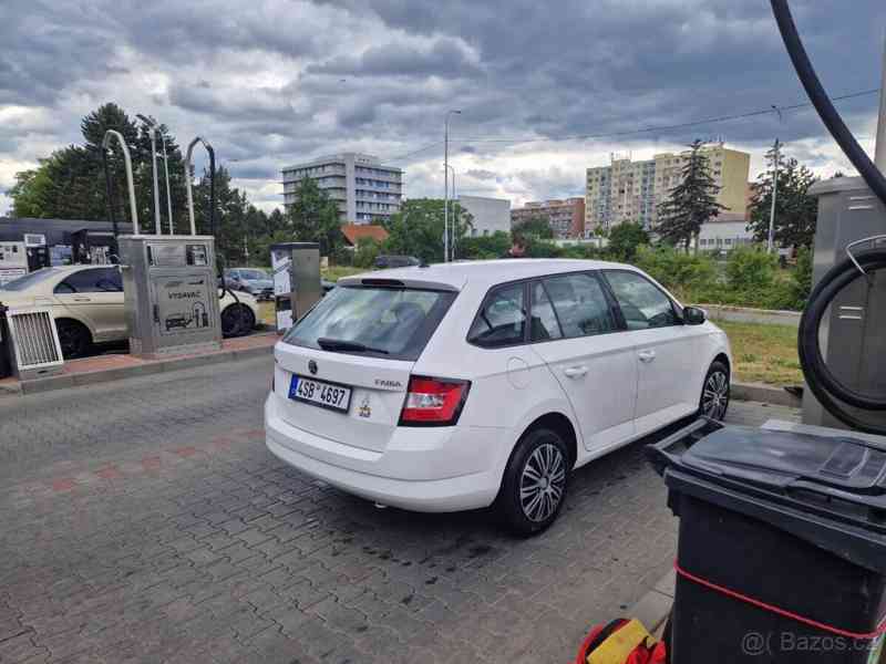 Škoda Fabia 1,0   MPI 55 kW, ČR, 2. majitel - foto 6