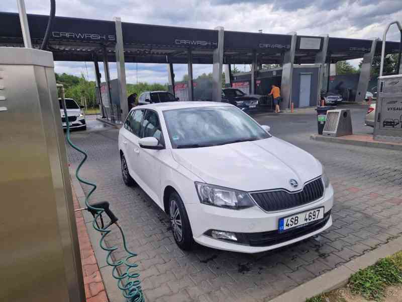 Škoda Fabia 1,0   MPI 55 kW, ČR, 2. majitel - foto 4