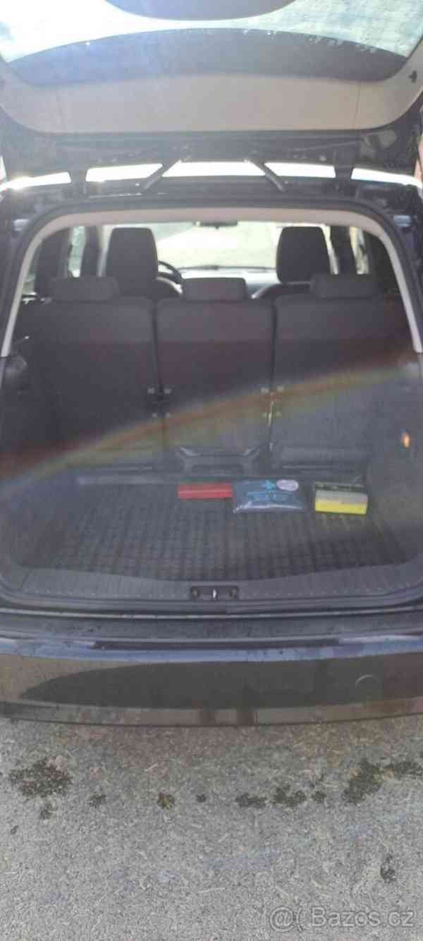 Ford C-MAX 1,6   Facelift - 2008 - TOP stav - foto 9