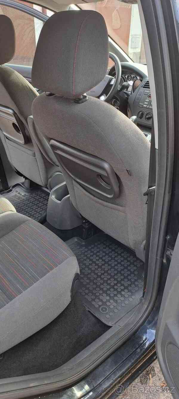 Ford C-MAX 1,6   Facelift - 2008 - TOP stav - foto 14