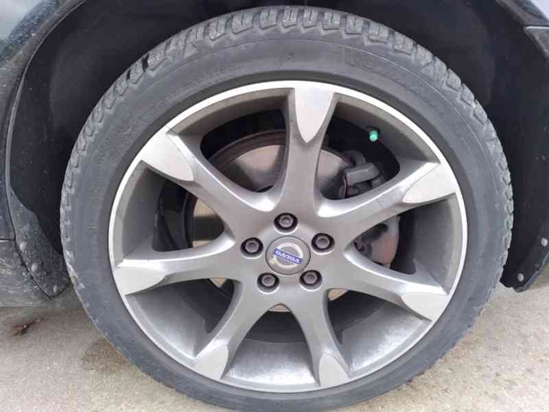 VOLVO V70 D3 DRIVE-E ECO 2.0D AT,NAVI,SERVISKA - foto 46