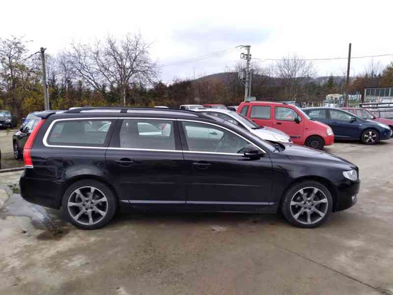 VOLVO V70 D3 DRIVE-E ECO 2.0D AT,NAVI,SERVISKA - foto 5