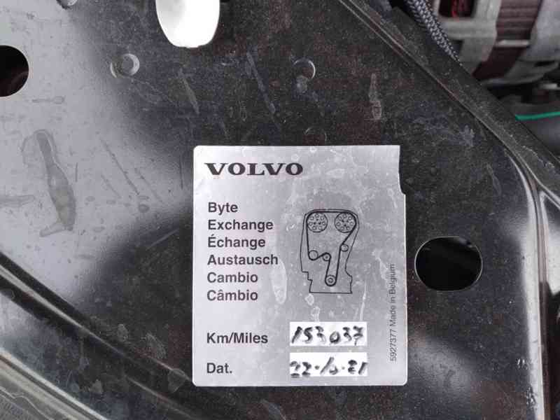 VOLVO V70 D3 DRIVE-E ECO 2.0D AT,NAVI,SERVISKA - foto 42