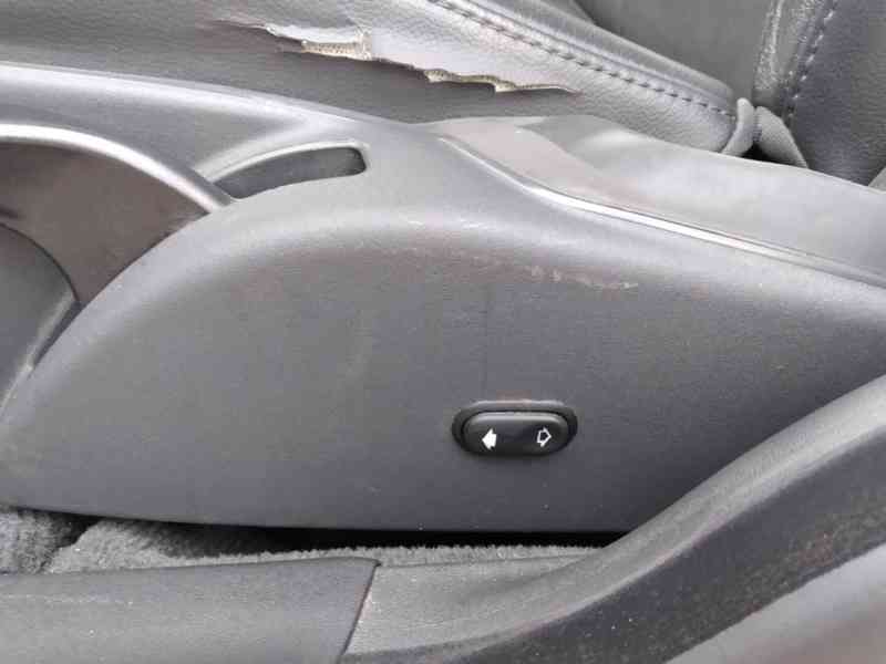 VOLVO V70 D3 DRIVE-E ECO 2.0D AT,NAVI,SERVISKA - foto 16