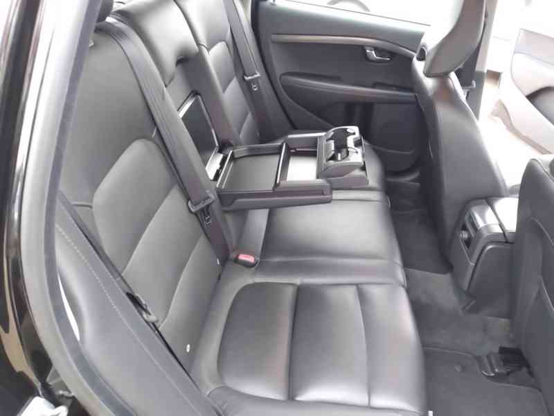 VOLVO V70 D3 DRIVE-E ECO 2.0D AT,NAVI,SERVISKA - foto 12