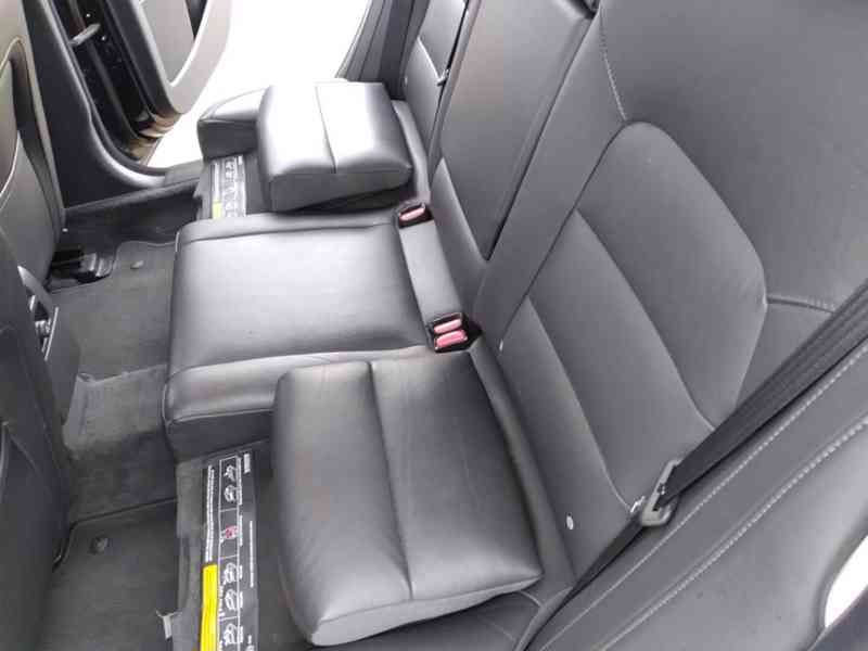 VOLVO V70 D3 DRIVE-E ECO 2.0D AT,NAVI,SERVISKA - foto 11