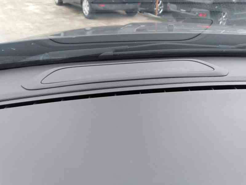 VOLVO V70 D3 DRIVE-E ECO 2.0D AT,NAVI,SERVISKA - foto 33