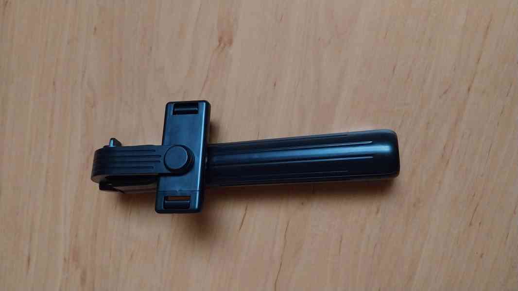 Selfie tyč se stativem - foto 3