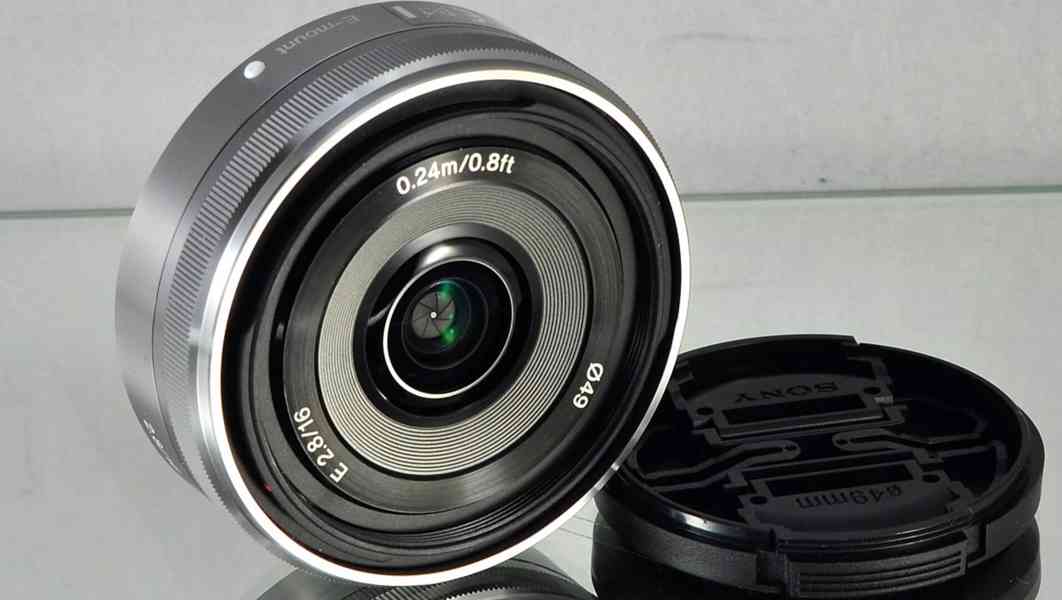 Sony E 16mm f/2,8 **APS-C širokoúhlý *E mount*UV - foto 4