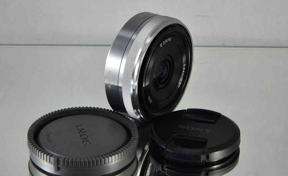 Sony E 16mm f/2,8 **APS-C širokoúhlý *E mount*UV - foto 3