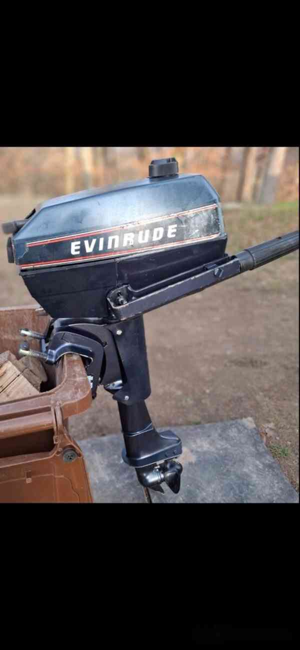 Evinrude 4 HP, 15 kg, krátká noha ve výborném stavu