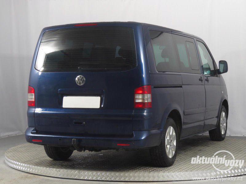 Volkswagen Multivan 2.5, nafta, rok 2003 - foto 11